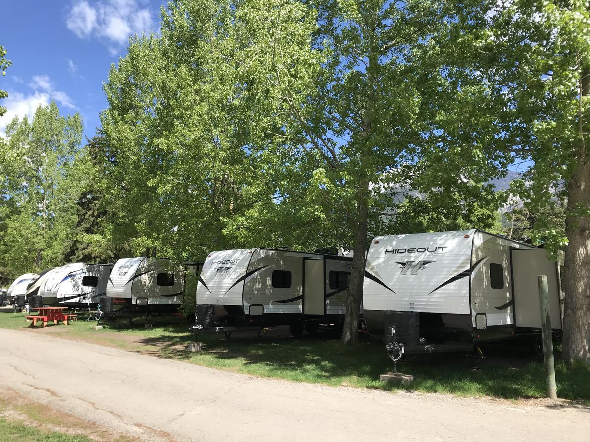 Rundle Mountain Rv Park Hotel Canmore Exterior foto
