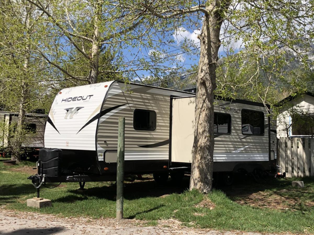 Rundle Mountain Rv Park Hotel Canmore Exterior foto