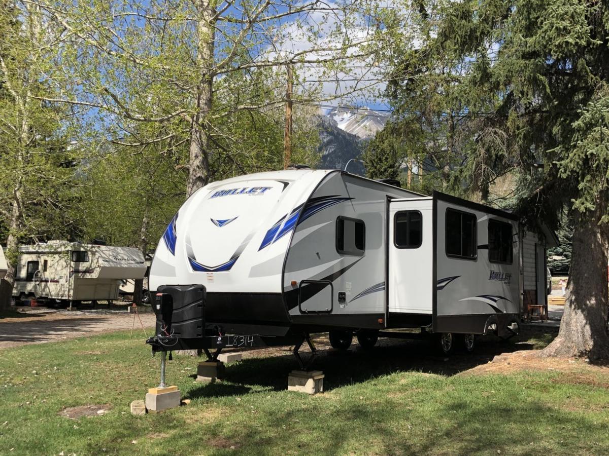 Rundle Mountain Rv Park Hotel Canmore Exterior foto